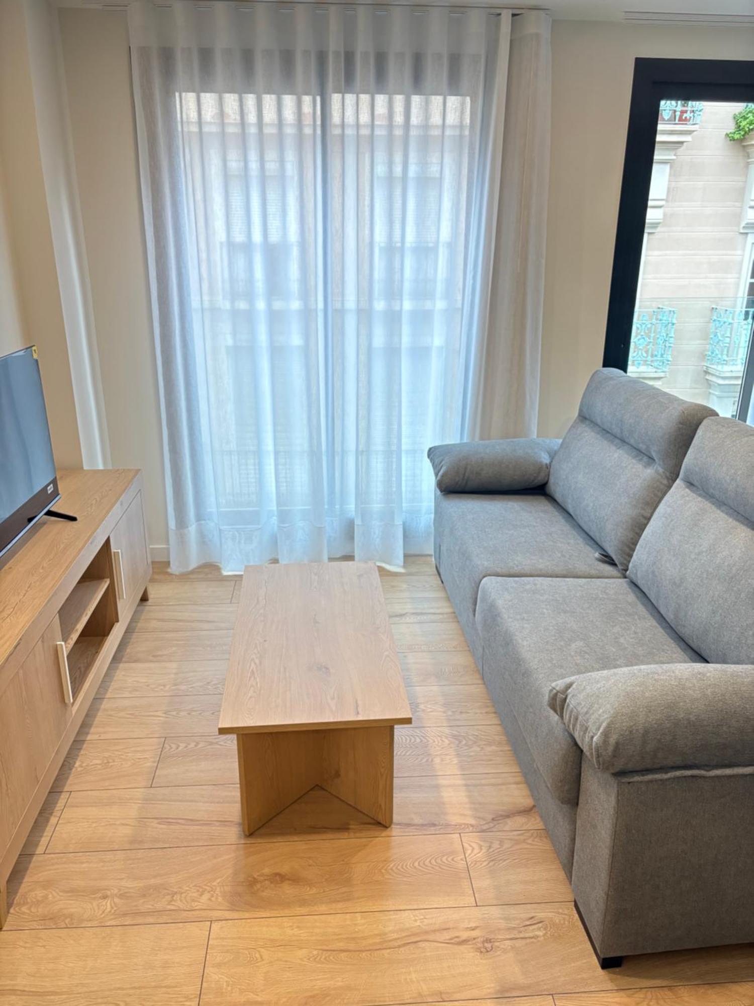 Apartamento de diseño en el centro de Reus 4-2 Exterior foto