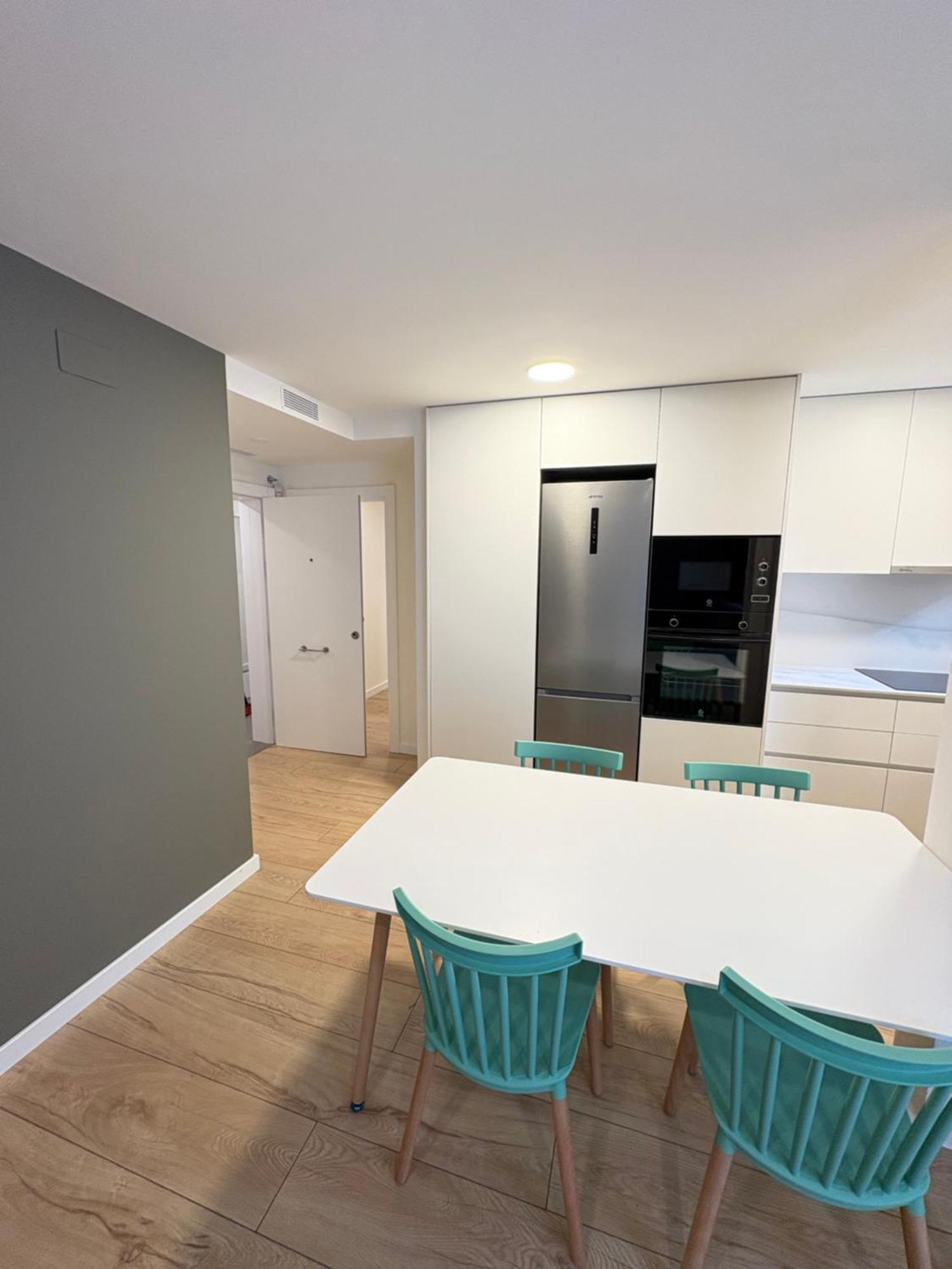 Apartamento de diseño en el centro de Reus 4-2 Exterior foto