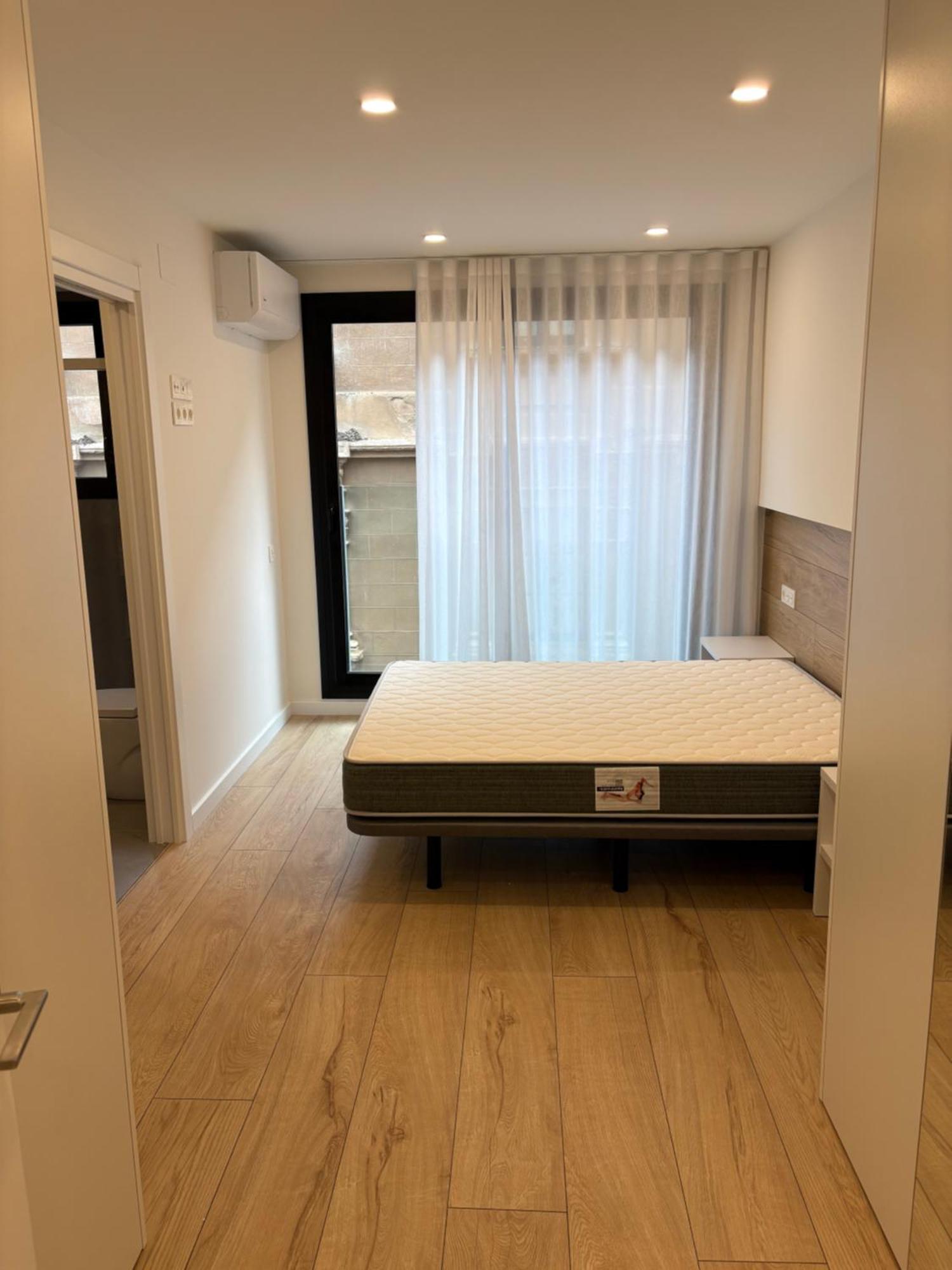 Apartamento de diseño en el centro de Reus 4-2 Exterior foto