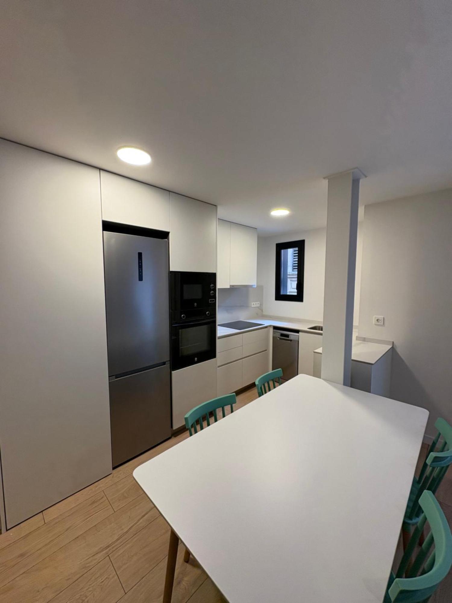 Apartamento de diseño en el centro de Reus 4-2 Exterior foto