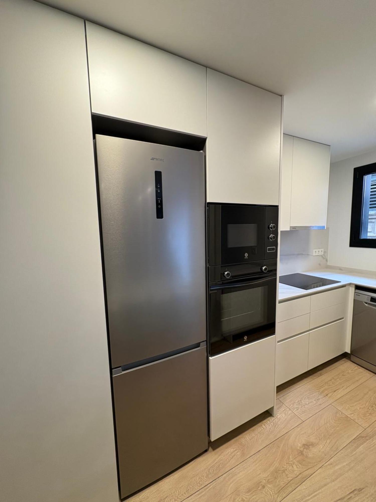 Apartamento de diseño en el centro de Reus 4-2 Exterior foto